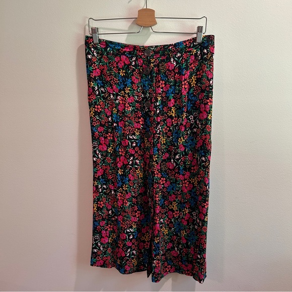 GAP Floral Patterned Midi Skirt Size 6 - Picture 2 of 5